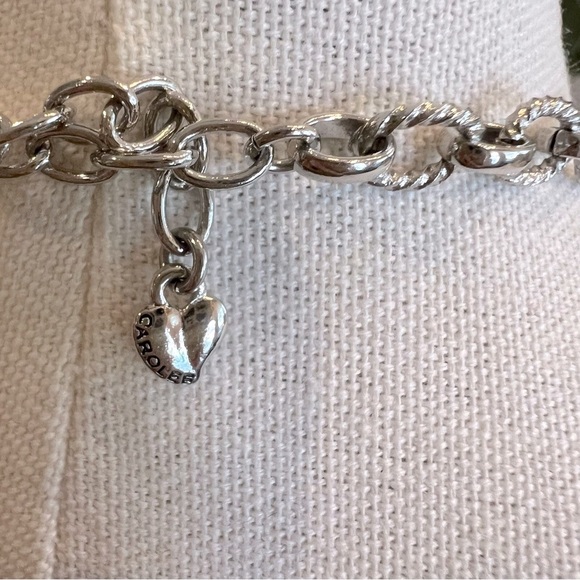 Elegant Silver and White Pearl Necklace - Picture 5 of 6